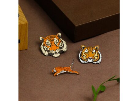 animal lapel pins